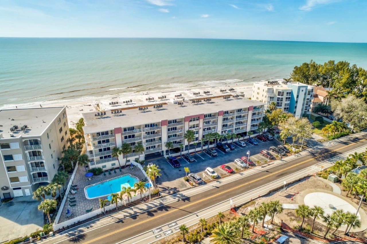 Beach Oasis - No Storm Damage & Guest Ready! Come Enjoy The Heated Pool & Relax At The Beach! Клірвотер-Біч Екстер'єр фото